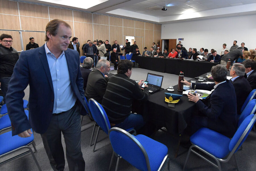 Bordet cuestionó a Nación por la quita de subsidios al transporte