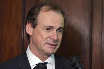 Bordet ve a Lavagna como buen candidato a presidente