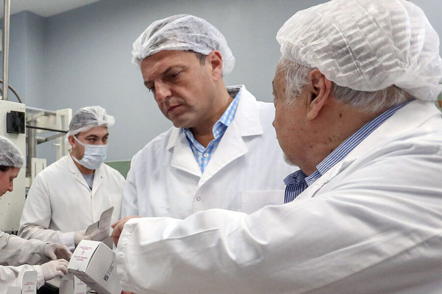 Massa le pegó a Macri hablando de un laboratorio de Entre Ríos