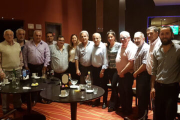 Solanas tiende puentes con el neovecinalismo