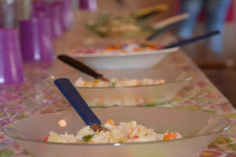 Comedores escolares entrerrianos abrirán en verano para paliar la crisis