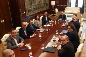 Gabinete “corto”: más ejecutivo, pero concentrado en pocas manos (Frigerio y Entre Ríos)