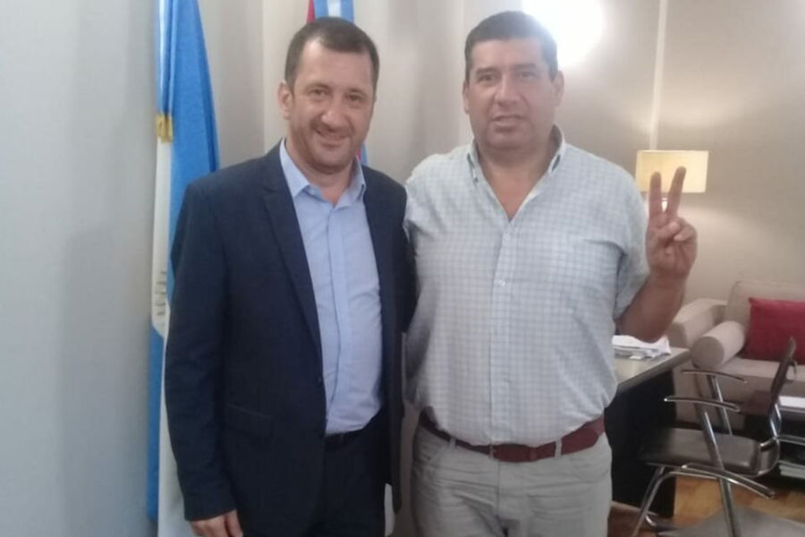 Ortiz sigue cosechando fotos para su candidatura