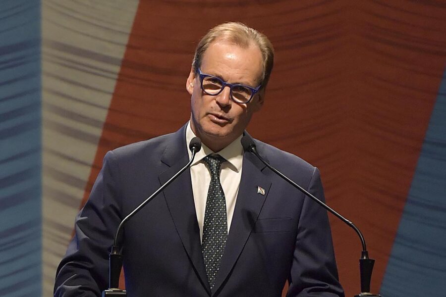 Bordet se centró en la gestión e ignoró la ausencia de Cambiemos