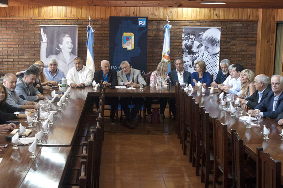 El PJ monta otro ritual de unidad pero con faltazos (el gobernador de Entre Ríos manda delegado a encuentro)