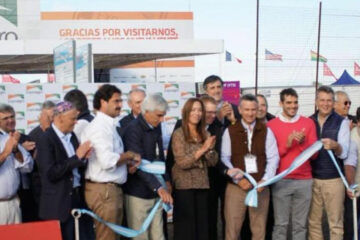 Tras las retenciones, Macri busca raticar su alianza con el campo (declaraciones del entrerriano Etchevehere)