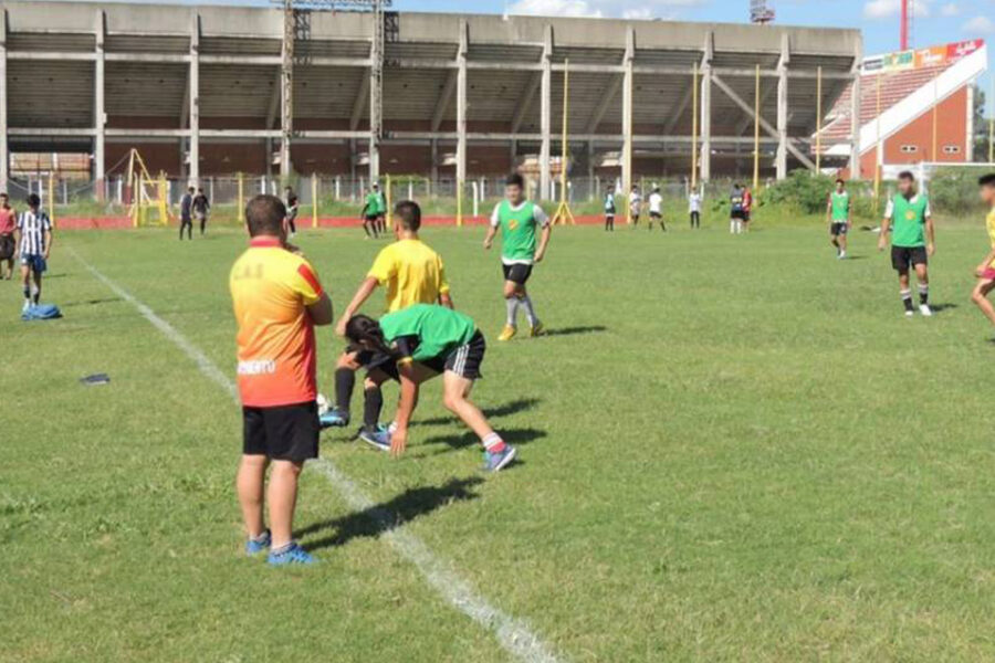 Entrerriano estafó a 50 chicos con una prueba de fútbol