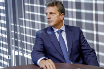 Massa llevará sus “diez compromisos” al interior para comprometer a gobernadores (buscará apoyo del gobernador de Entre Ríos)