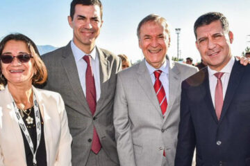 Acuerdo: gobernadores no firman y avanzan en diseño de contrapropuesta (Frigerio se reunió con el gobernador de Entre Ríos)