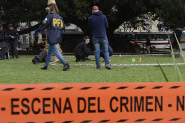 Ataque en Congreso: investigan si el padre de Navarro Cádiz también estaba en el auto (recuerdan detenciones en Entre Ríos)