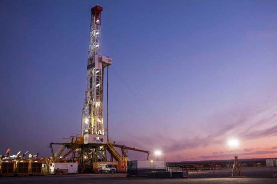 La petrolera de Galuccio crea una firma transportadora de crudo que operará en Vaca Muerta (empresa del entrerriano)