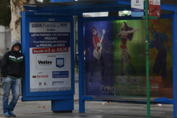 El paro de colectivos se cumple de modo desparejo en las principales ciudades del país (protesta en la capital entrerriana)