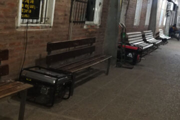 La terminal de Gualeguaychú está a oscuras por deudas