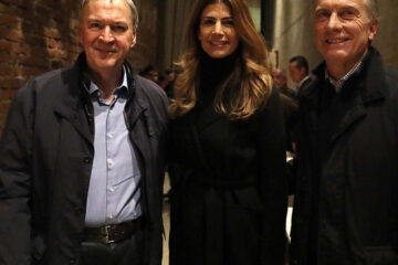 Macri recorrió Córdoba y cenó con el gobernador Schiaretti, para afianzar los votos que lo hicieron ganar en 2015 (referencia a Entre Ríos)