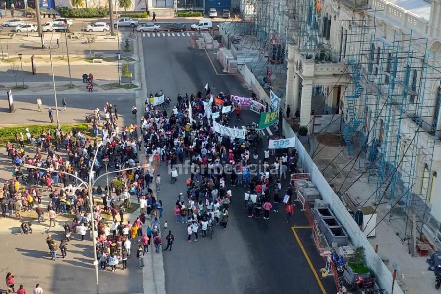 Movimientos sociales expresaron reclamos a Macri y Bordet