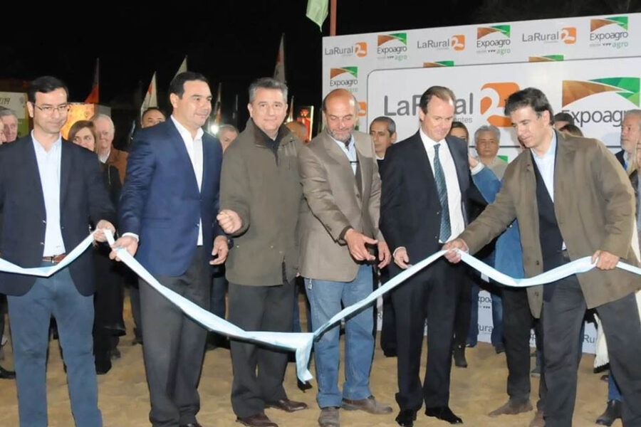 Se realizó el corte de cinta inaugural de Expoagro en La Rural de Corrientes (dos entrerrianos presentes)