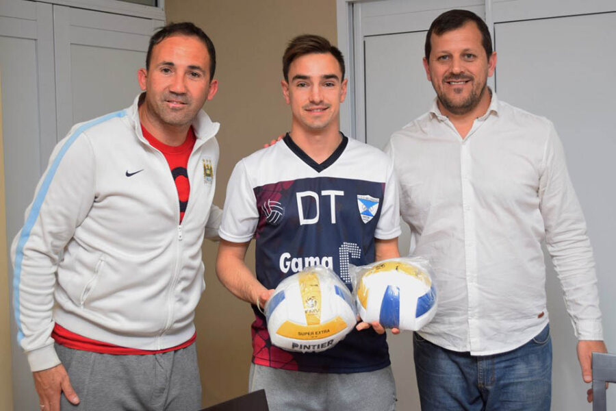 Pelotas para Mami Voley