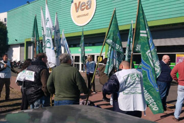 Super Vea cambia despidos por retiros voluntarios