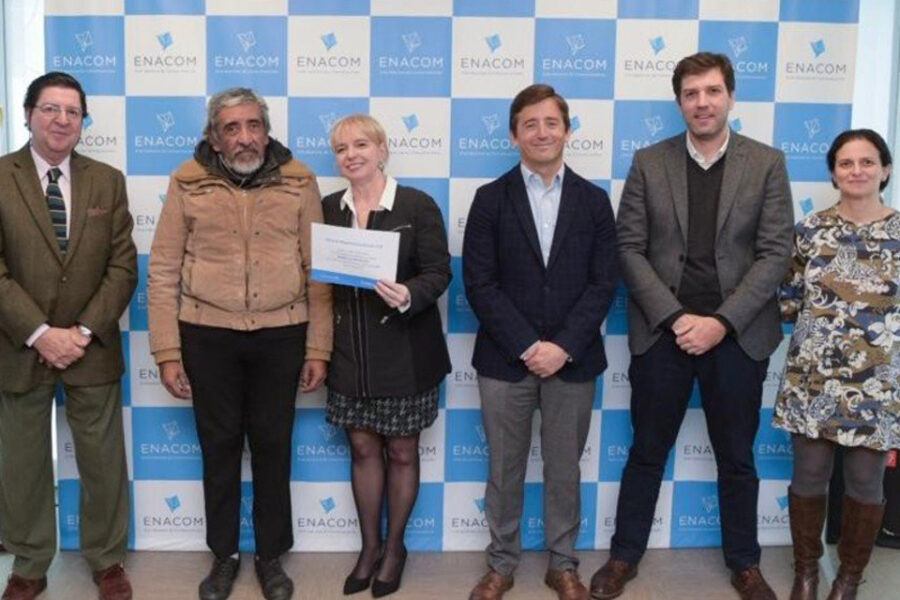 Otras 34 radios FM recibieron su licencia definitiva y ya suman 120 en tres años (hay de Entre Ríos)