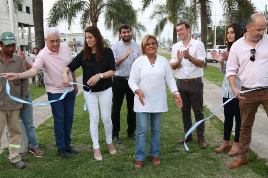 Más pavimento e iluminación