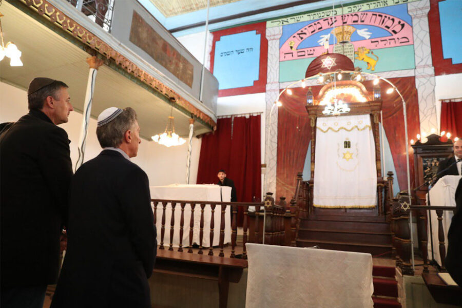 La copa de la bobe en la agenda presidencial (Macri en sinagoga entrerriana)
