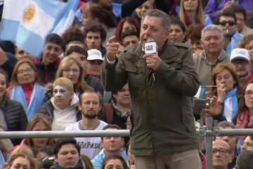“¿Transición? ¡Minga!”, gritó Alfredo de Angeli (acto en Entre Ríos)