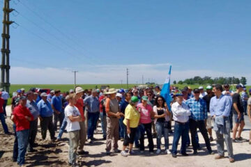 Entre Ríos: 400 productores protestaron en la ruta contra restricciones a los agroquímicos