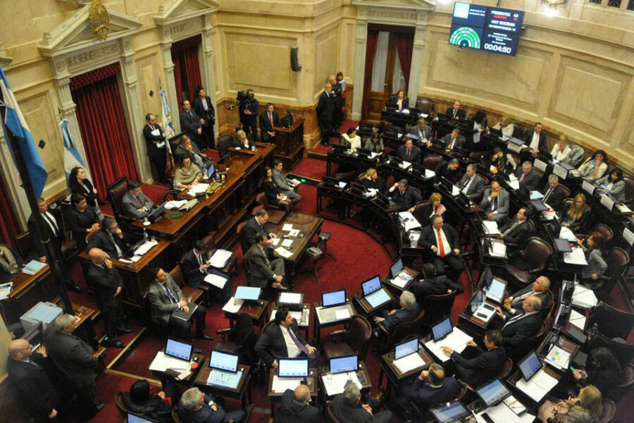 El PJ y Cambiemos miran atentos al escrutinio final por la pelea en el Senado