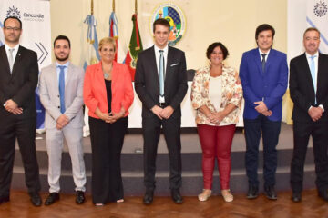 Cresto anunció su nuevo Gabinete