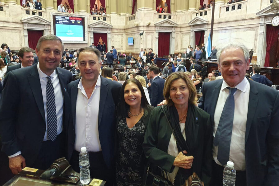 Cambiemos aprovecha escándalo por alimentos para no donar al Estado