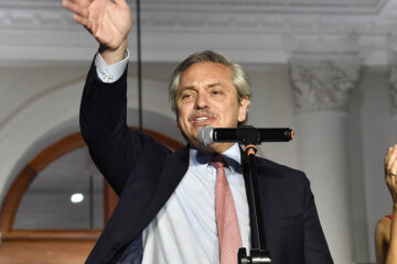 Alberto cumple, entrerrianos lo saludan