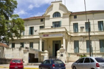 Un bebé murió tras caer el piso durante el parto en Gualeguaychú: “Salió como despedido y nadie lo agarró” (en Entre Ríos)