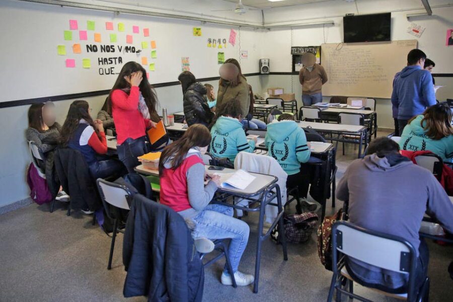 Compromiso para que haya 180 días de clases el próximo año (referencia a Entre Ríos)