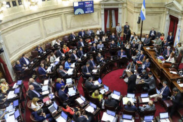 Entrerrianos proponen congelar dietas de legisladores