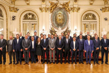 Gobernadores piden una compensación a la Nación por los nuevos impuestos (referencia al gobernador de Entre Ríos)