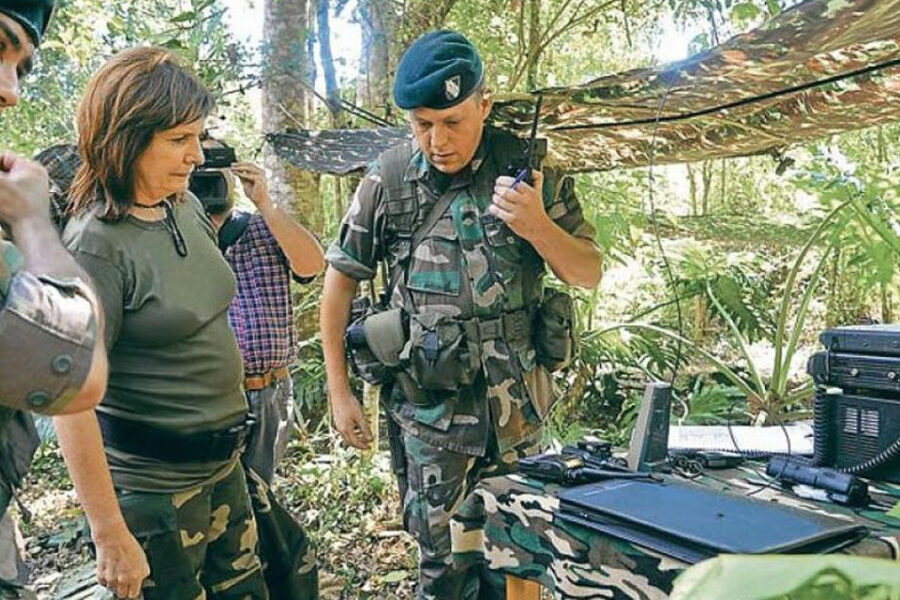 El libro de Patricia Bullrich y la Seguridad disparada por la espalda (referencia al juicio a Varisco en Entre Ríos)