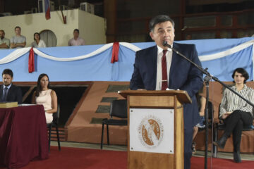 Oliva sumó La Histórica al congelamiento de sueldos políticos