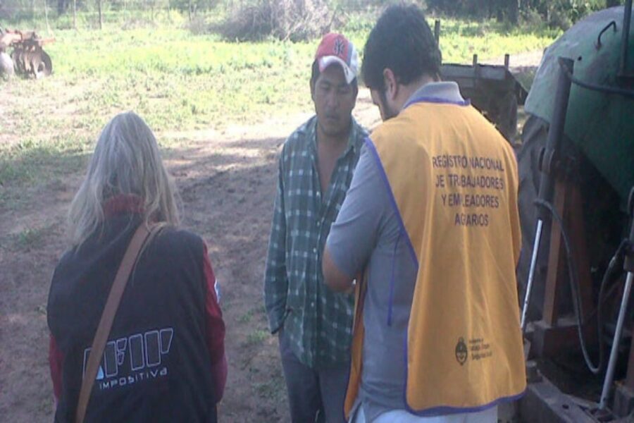 El 83% de los trabajadores rurales no estuvo registrado en 2019