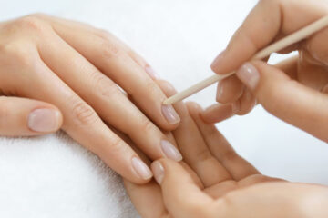 La Anmat prohibió un quitaesmalte, un aceite de girasol, una yerba y otros productos (referencia a Entre Ríos)