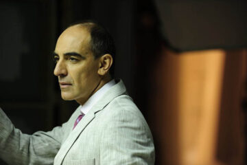 Mauricio Dayub, el actor de oro: retrato del hombre que brilla en teatro (oriundo de Paraná)