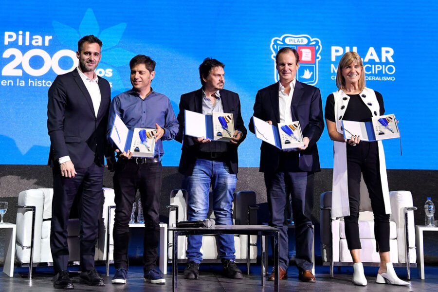 Axel Kicillof y Gustavo Bordet celebraron el bicentenario del Tratado de Pilar