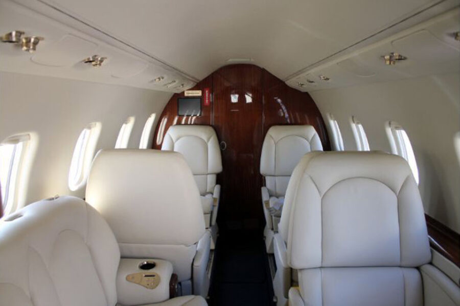 Sin ningún Tango, la Fuerza Aérea le ” prestará” un avión a Alberto (quejas por un vuelo a Entre Ríos)