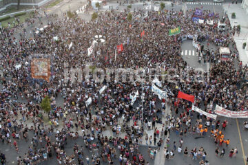 Conmovedora marcha por Fátima
