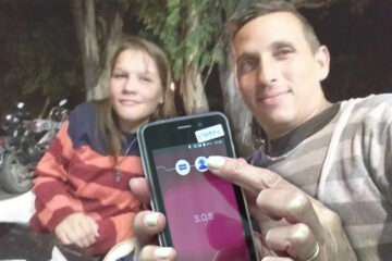 Le habían dado el botón antipánico pero no tenía internet para usarlo