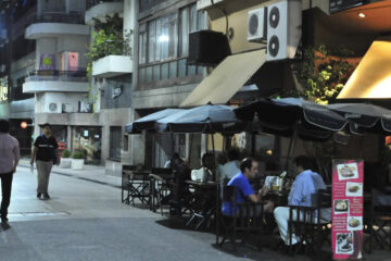 Bares no cumplieron en Paraná pero no se conoce sanción