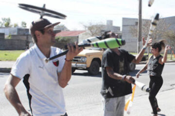 Santa Elena expulsó a unos malabaristas