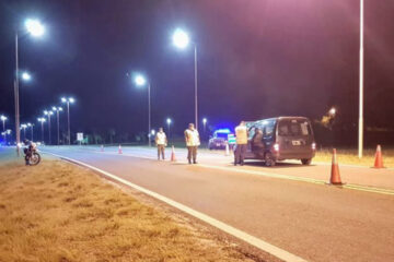 El ministerio de gobierno desautorizó intendentes que sitian ciudades