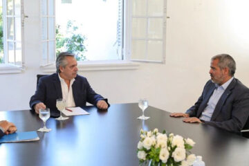 Después del escándalo de los alimentos Alberto negocia directamente con Pérez Companc