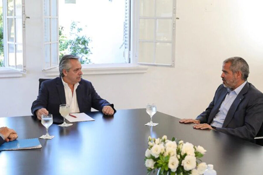 Después del escándalo de los alimentos Alberto negocia directamente con Pérez Companc