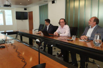 Sueldos: gobernadores auxilian a intendentes, pero todos miran a Nación (decreto de Bordet)